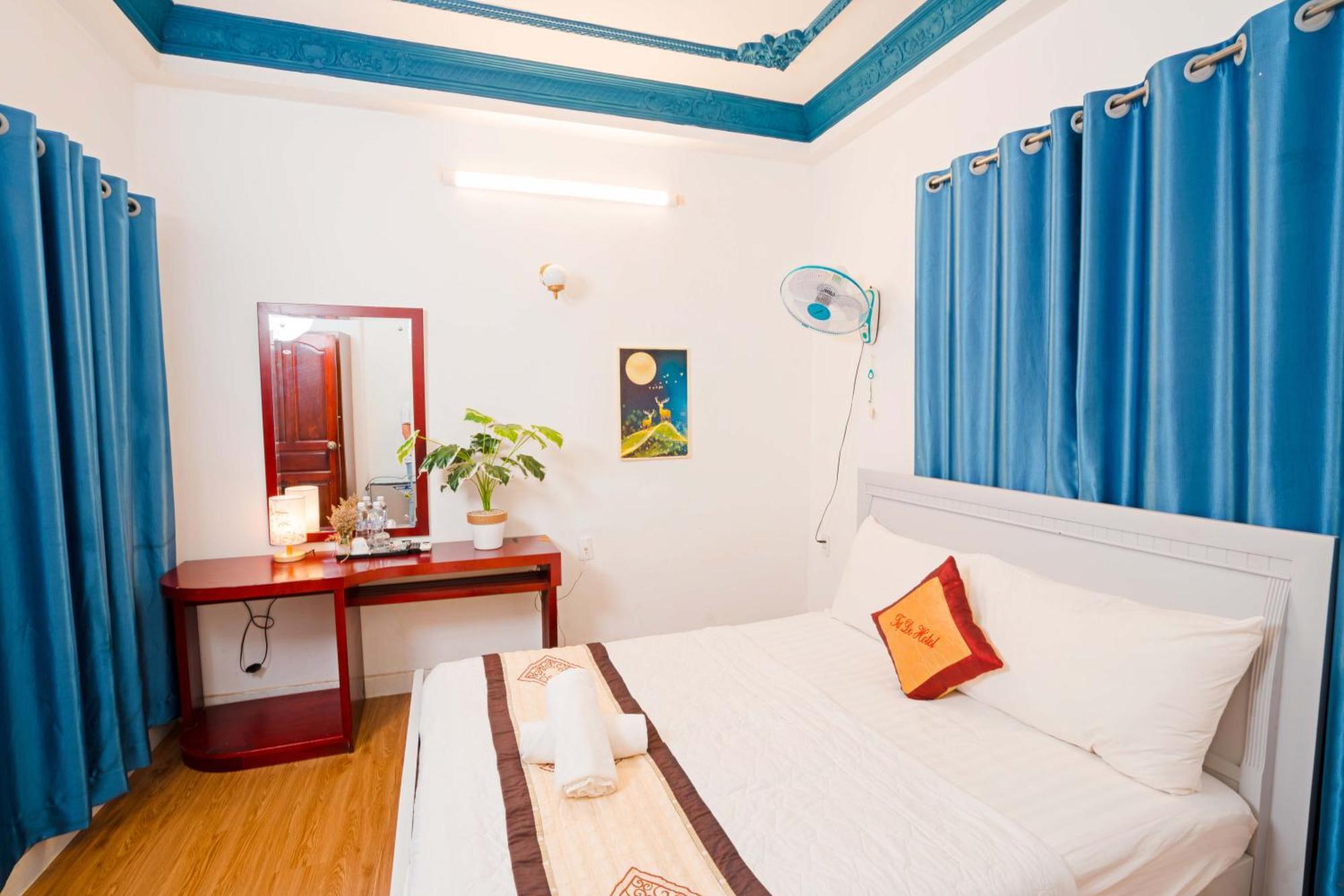 Khách sạn Adenia